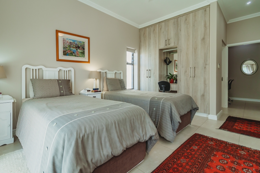 3 Bedroom Property for Sale in Kraaibosch Country Estate Western Cape